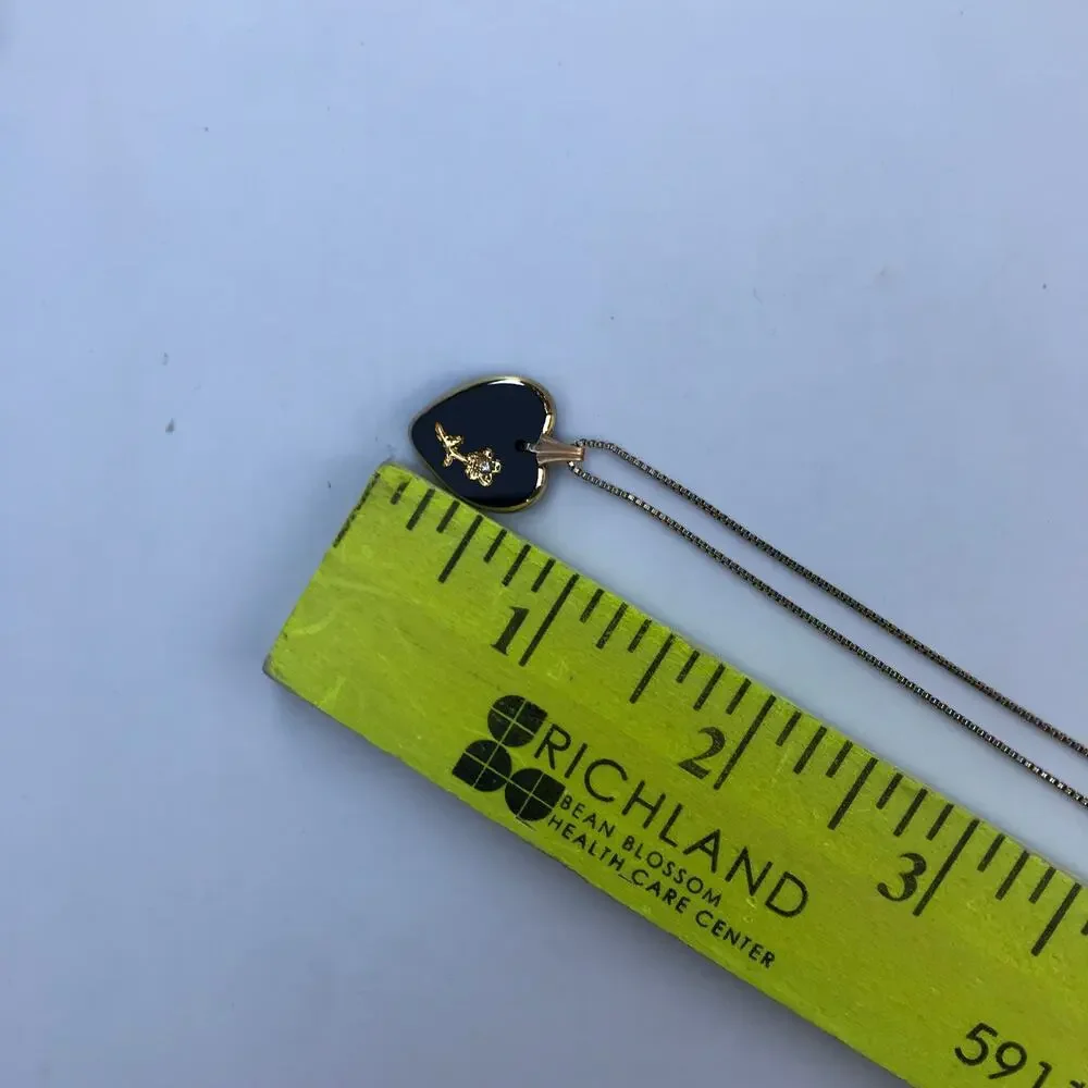 Dainty black glass etched flower heart pendant necklace